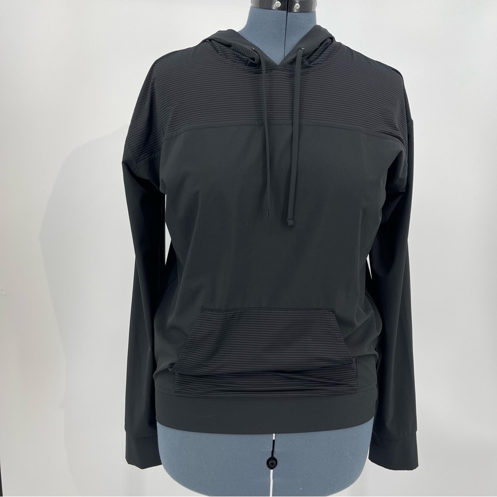 Victoria Sport Women’s pullover , black , hoodie, size small Petite Pre…